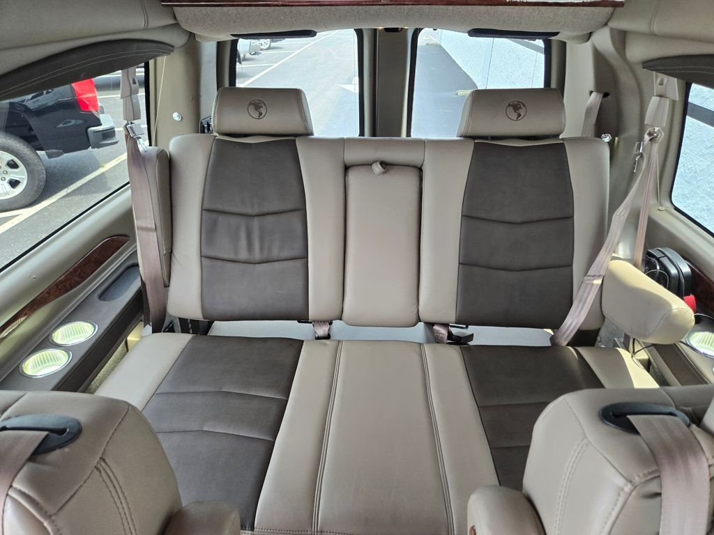 2022 Chevrolet Express Cargo photo 26