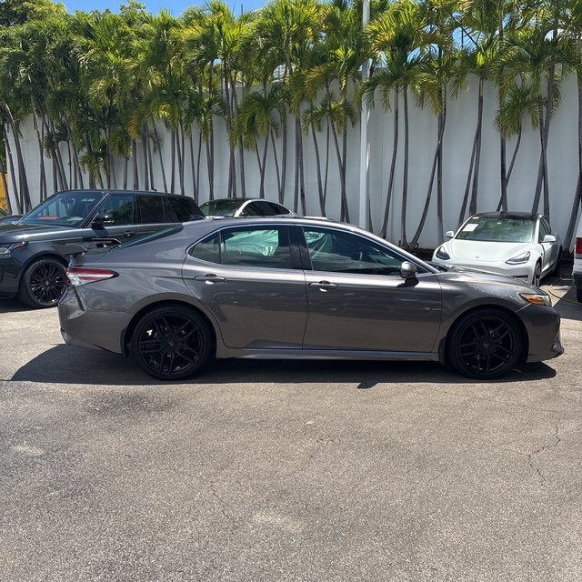 2018 Toyota Camry XSE V6 photo 4