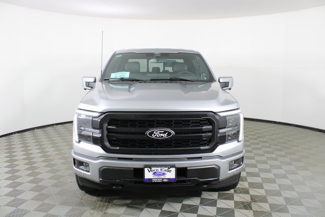 2025 Ford F-150 Lariat photo 2