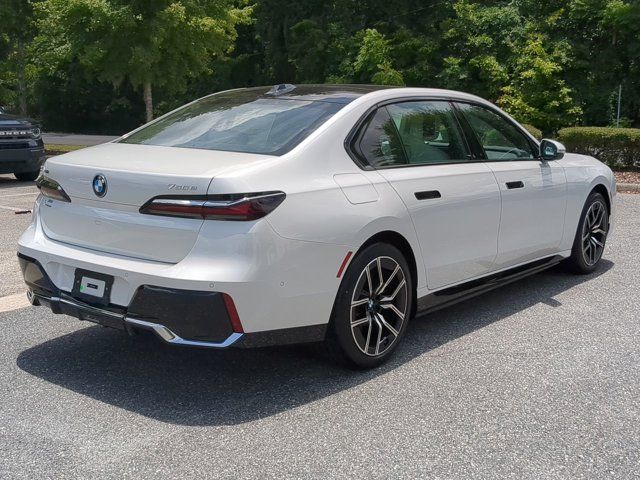2025 Bmw 750e photo 5