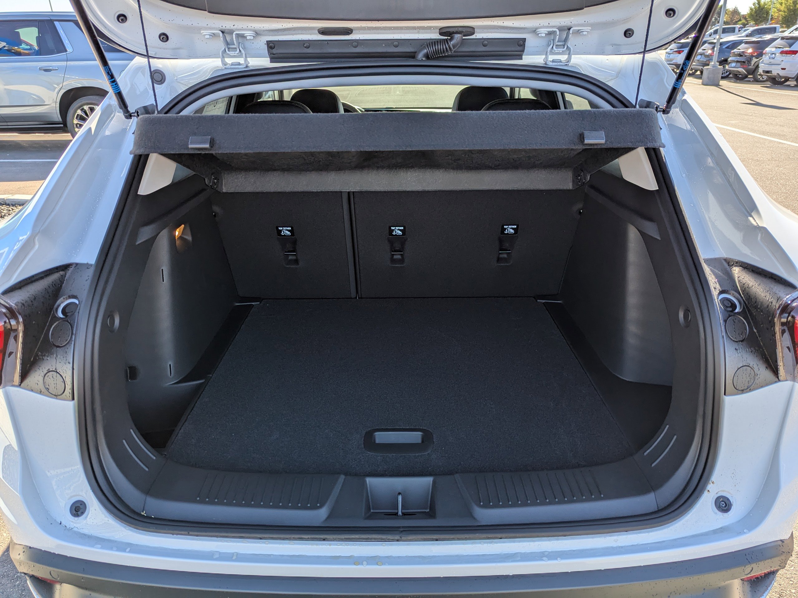 2025 Chevrolet Trax LT photo 28