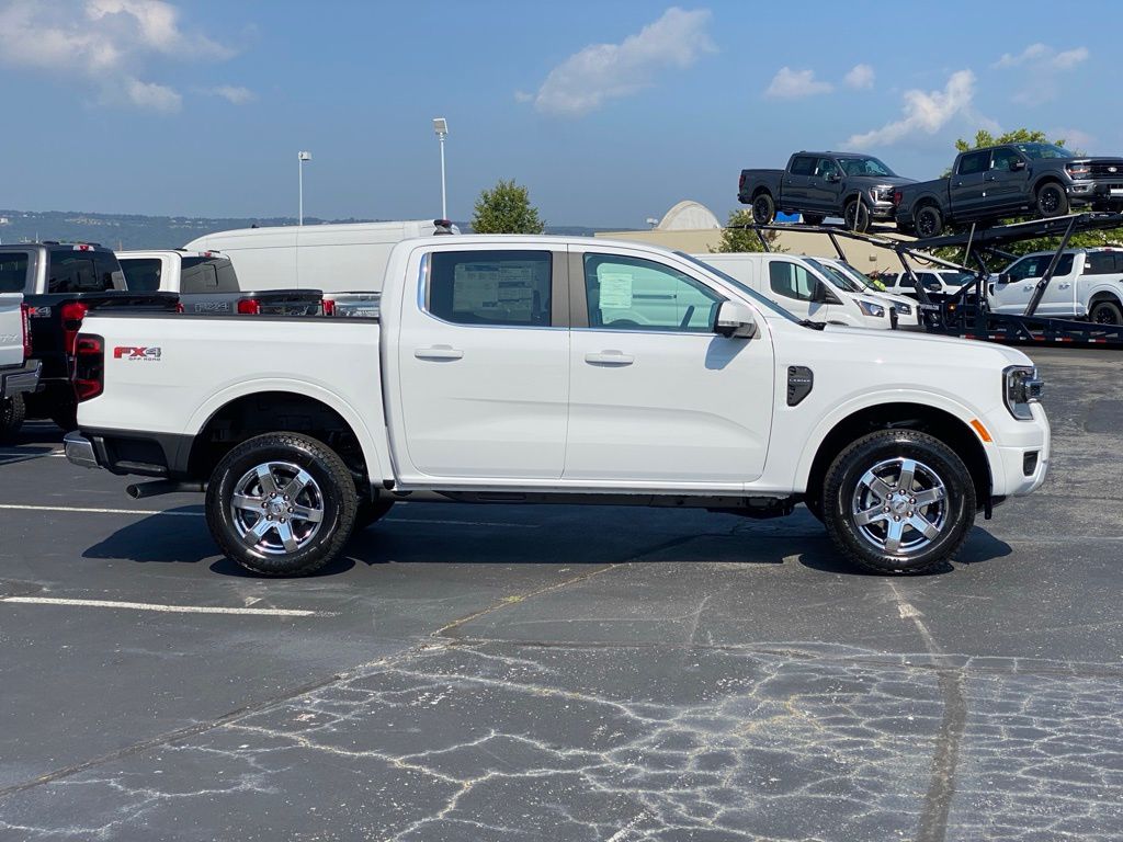 2025 Ford Ranger Lariat photo 3