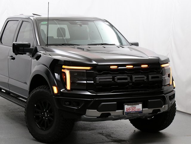 2025 Ford F-150 Raptor photo 2