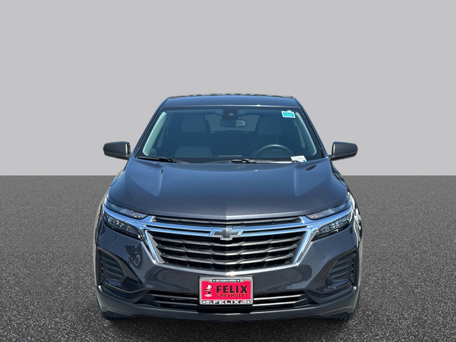 2022 Chevrolet Equinox LS photo 2