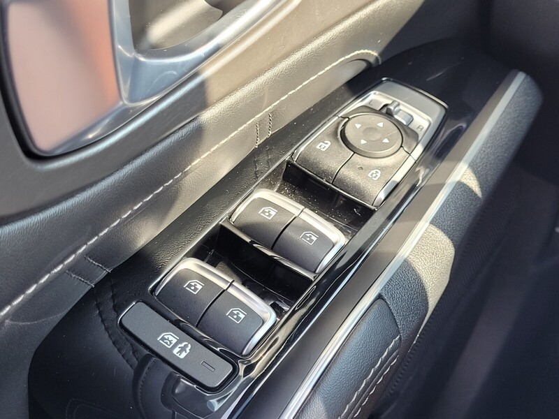 2022 Kia Sorento SX photo 29