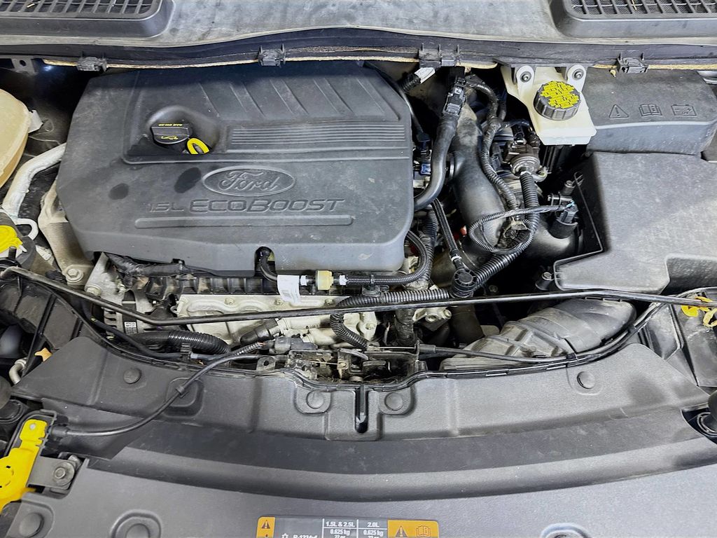 2018 Ford Escape SEL photo 34