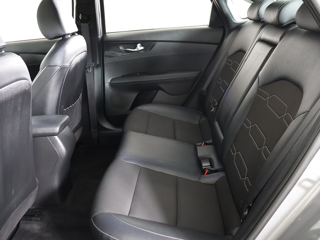 2023 Kia Forte GT-Line photo 32