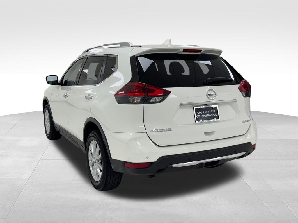 2020 Nissan Rogue SV photo 4