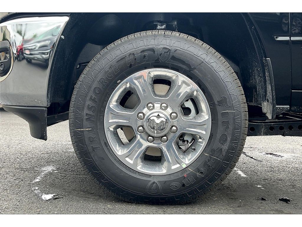 2025 Ram 2500 Big Horn photo 12