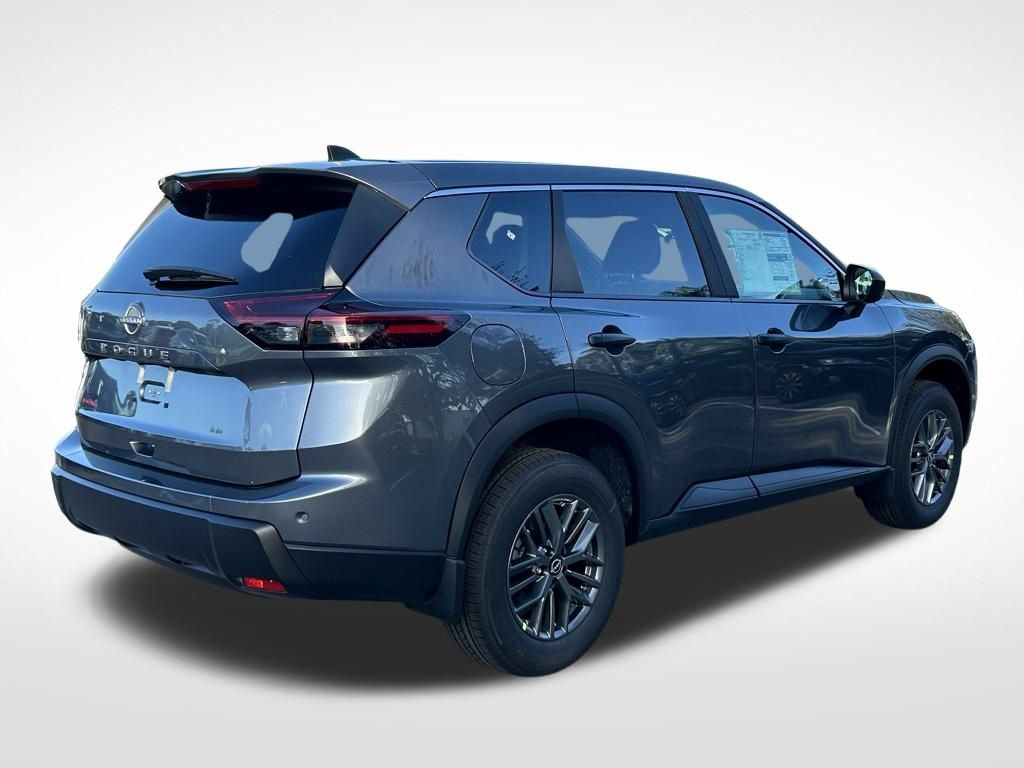 2025 Nissan Rogue S photo 4