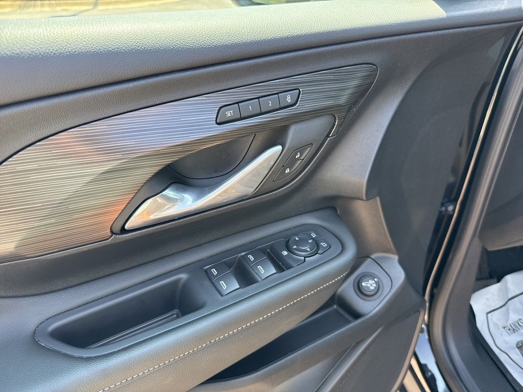 2024 Gmc Terrain SLT photo 11