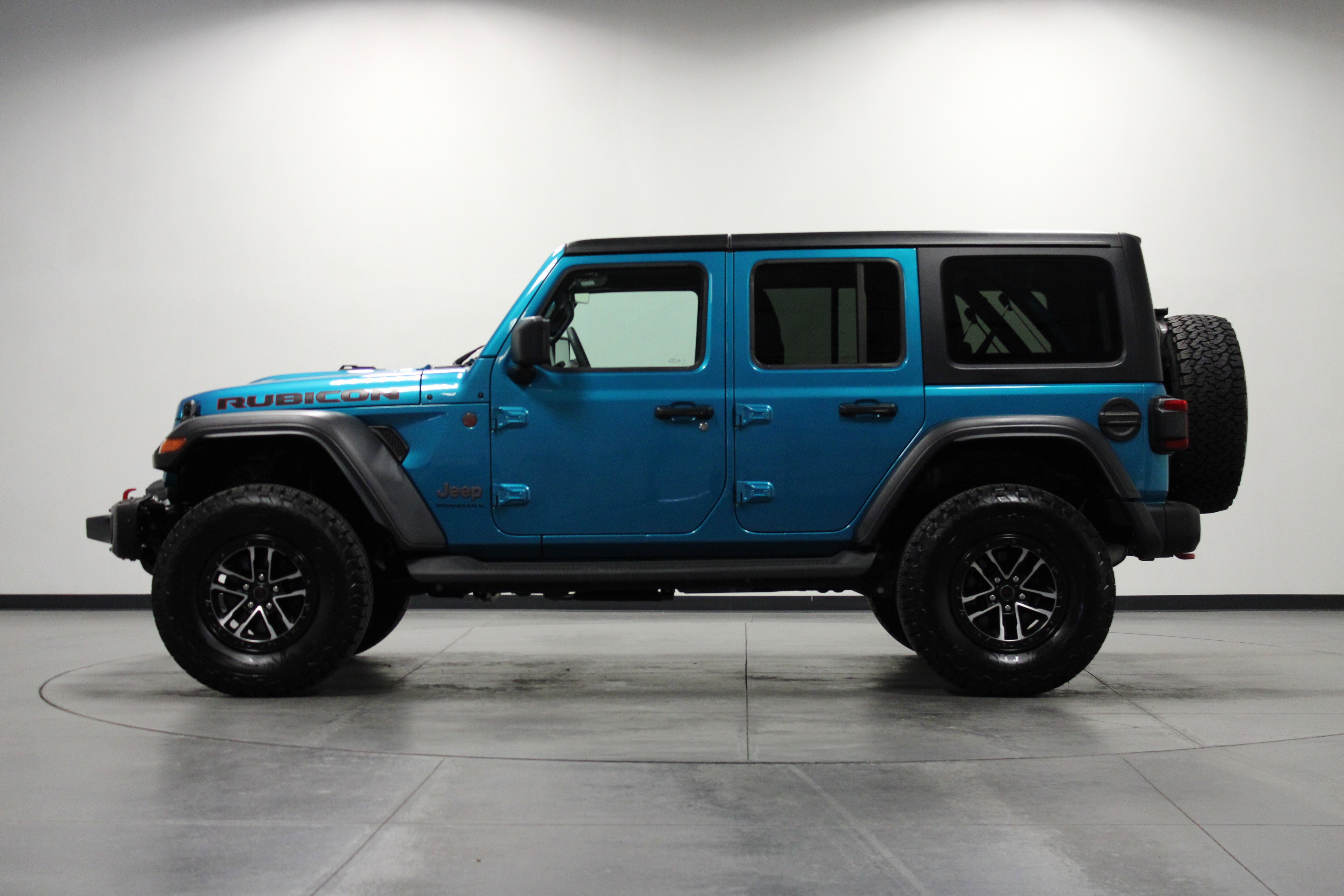 2024 Jeep Wrangler Rubicon photo 6
