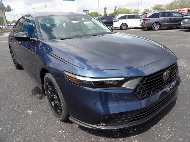 2025 Honda Accord SE's photo