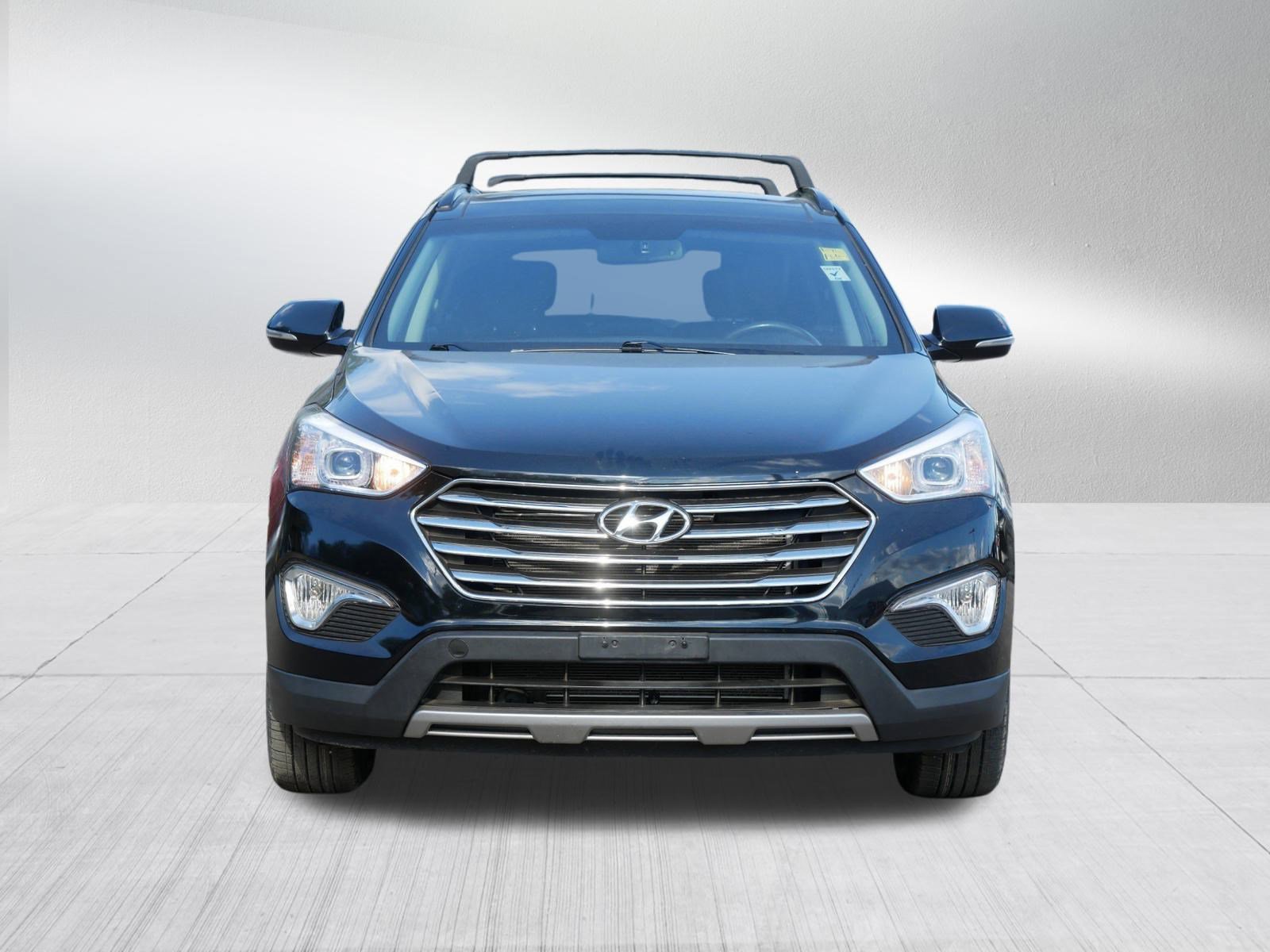 Used 2016 Hyundai Santa Fe SE with VIN KM8SRDHF0GU139476 for sale in Inver Grove, Minnesota