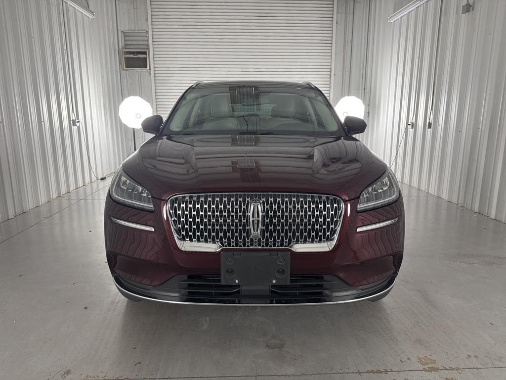 2021 Lincoln Corsair Standard photo 2