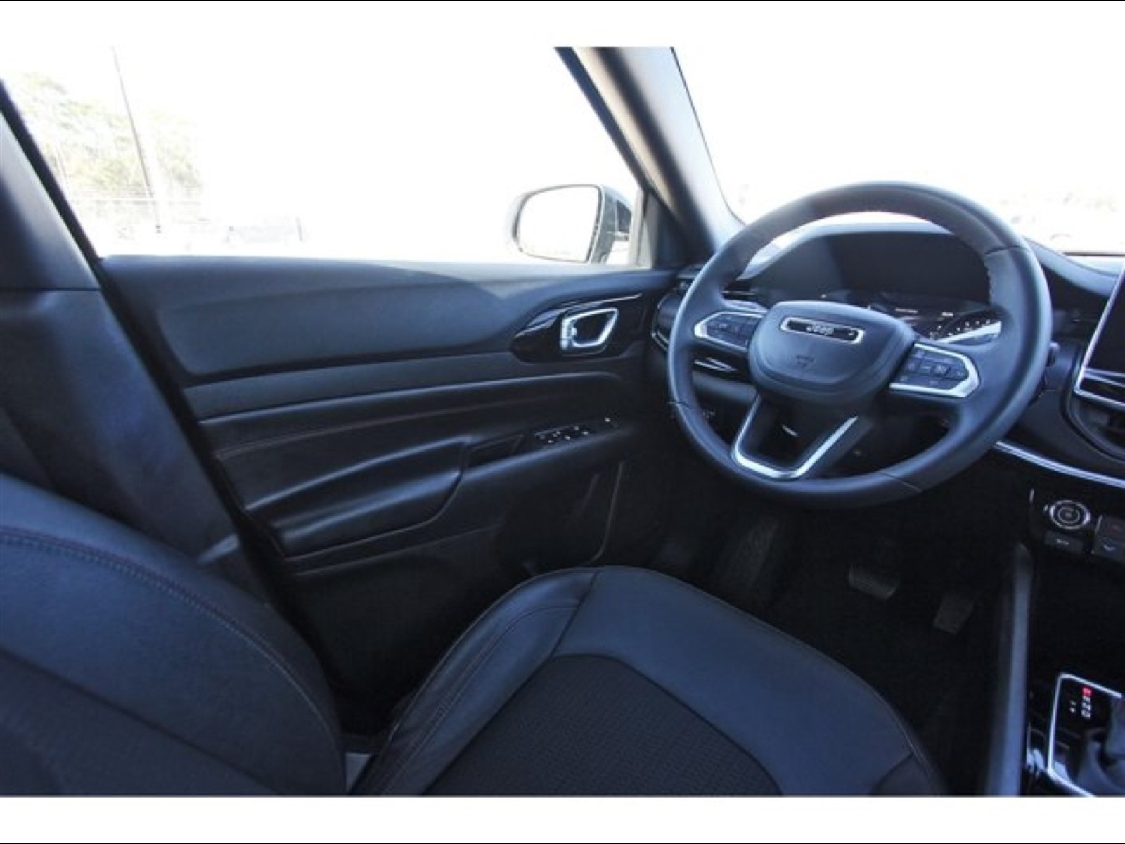 2024 Jeep Compass Trailhawk  at Robbins Nissan