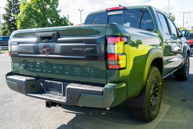 2026 Nissan Frontier Crew Cab PRO-4X photo 4