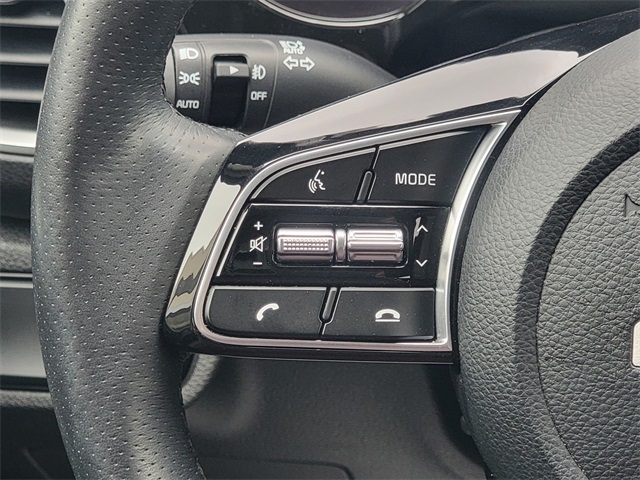 2023 Kia Seltos SX photo 25