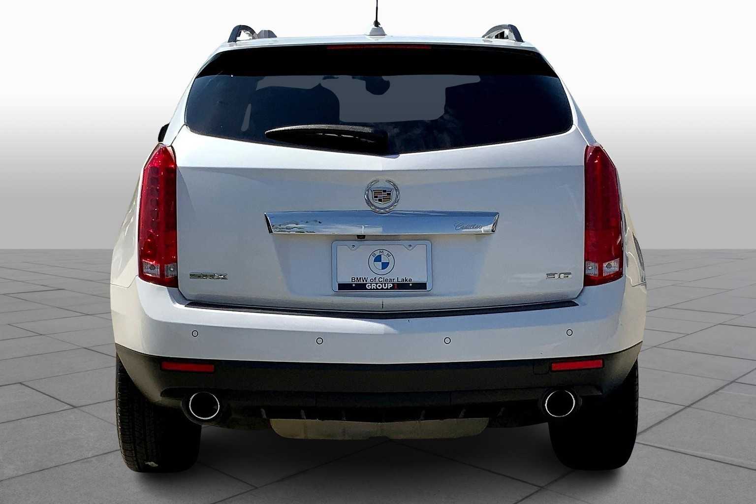 2015 Cadillac SRX Luxury photo 4