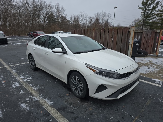 Used 2024 Kia Forte LXS with VIN 3KPF24AD2RE769293 for sale in Delaware, OH