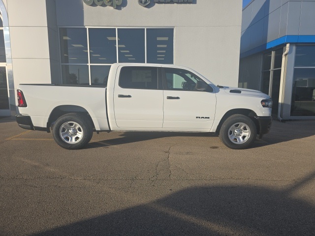 2025 Ram 1500 Tradesman photo 2