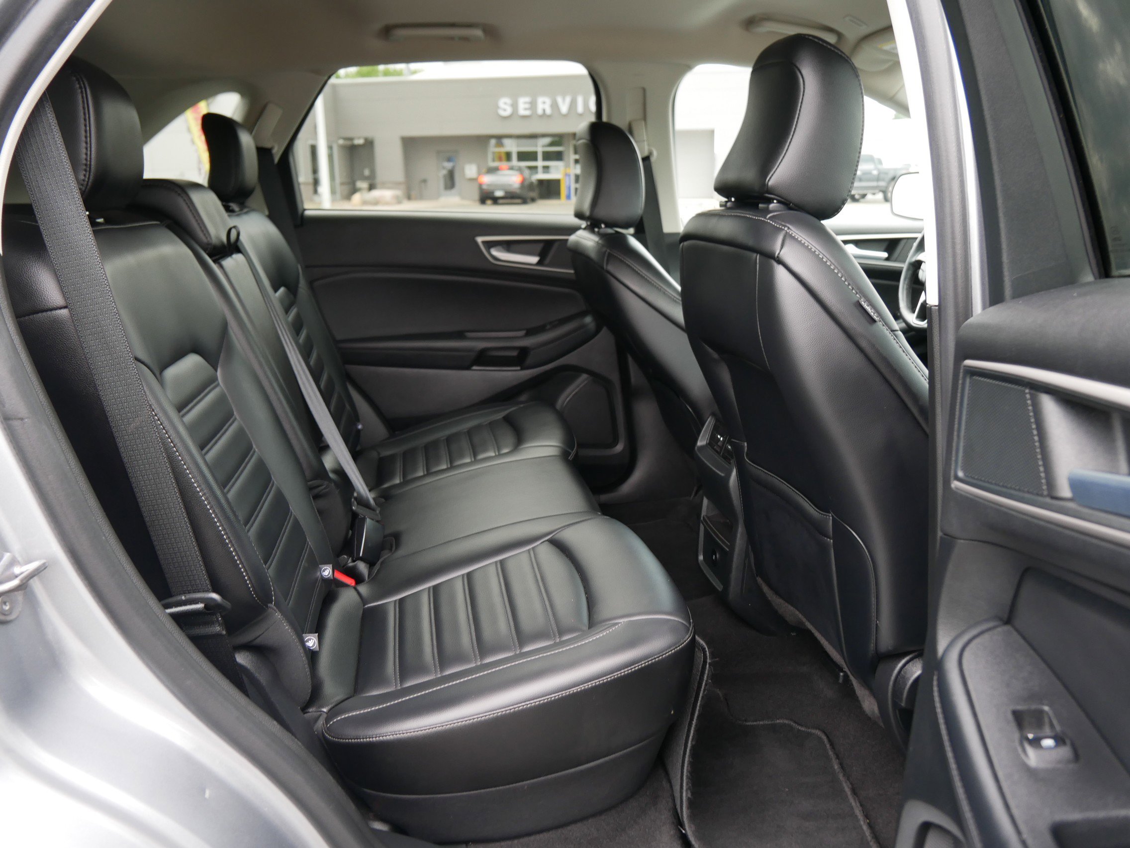 2024 Ford Edge SEL photo 13