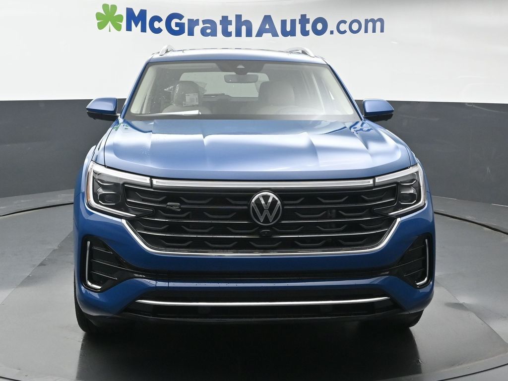 2026 Volkswagen Atlas SEL Premium R-Line photo 2