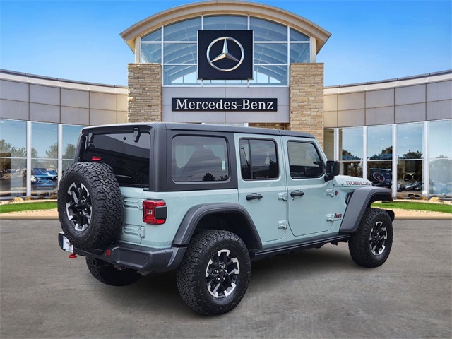 2024 Jeep Wrangler Rubicon photo 4