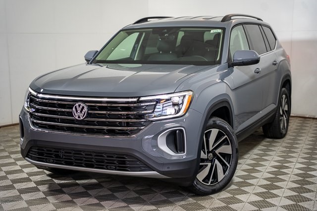 2025 Volkswagen Atlas SE Technology photo 5