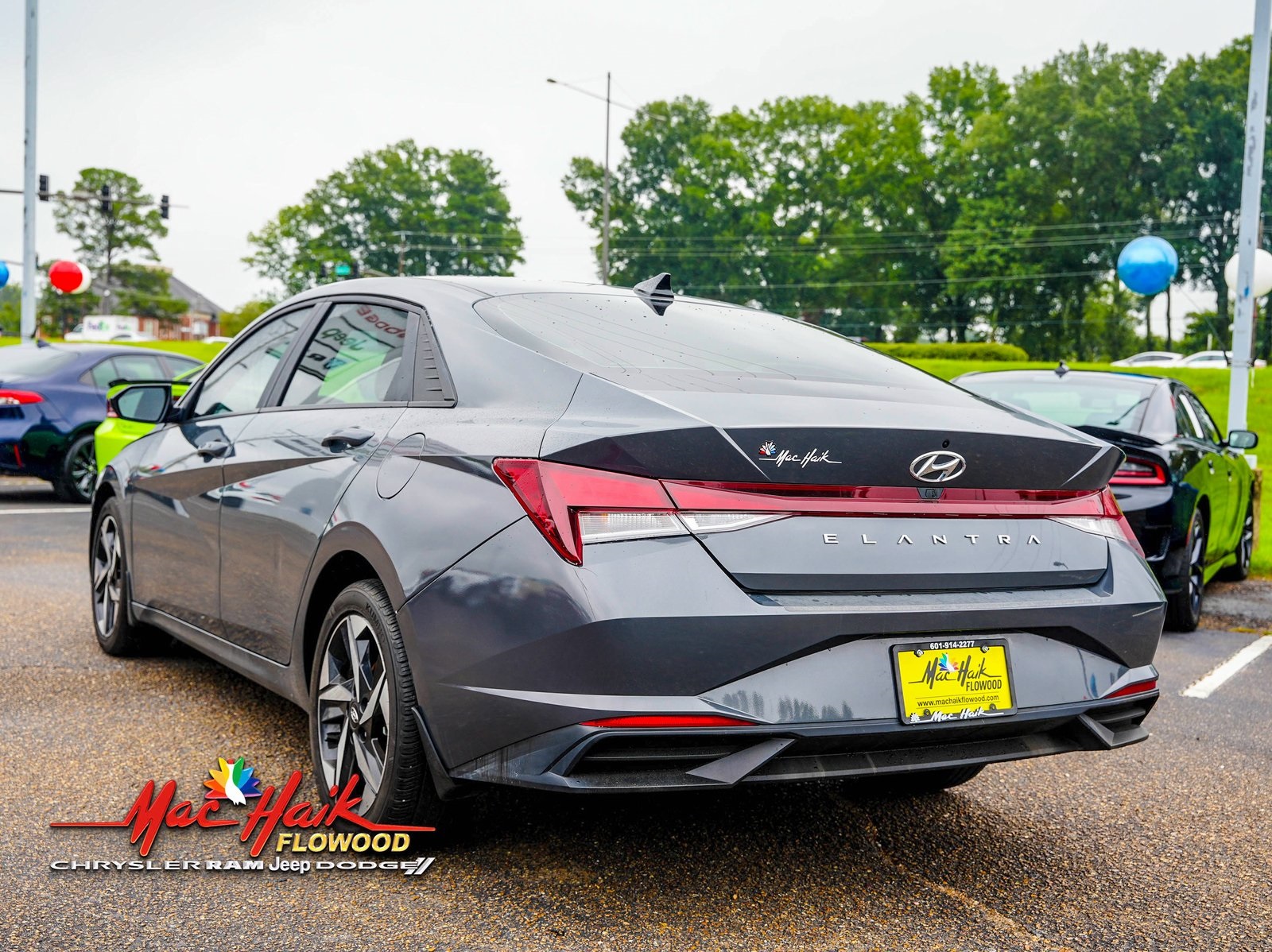 2023 Hyundai Elantra SEL Convenience photo 4
