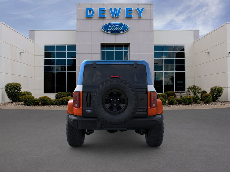 2025 Ford Bronco First Edition photo 4