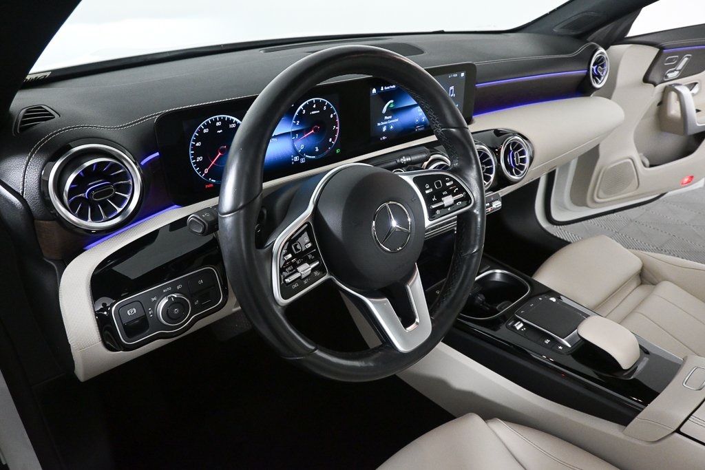2022 Mercedes Benz CLA 250 4MATIC photo 7