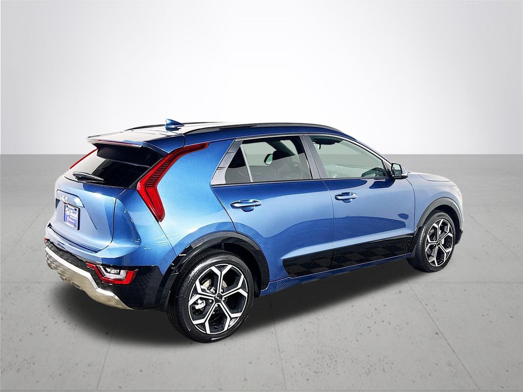 2025 Kia Niro Plug-In Hybrid SX Touring photo 6