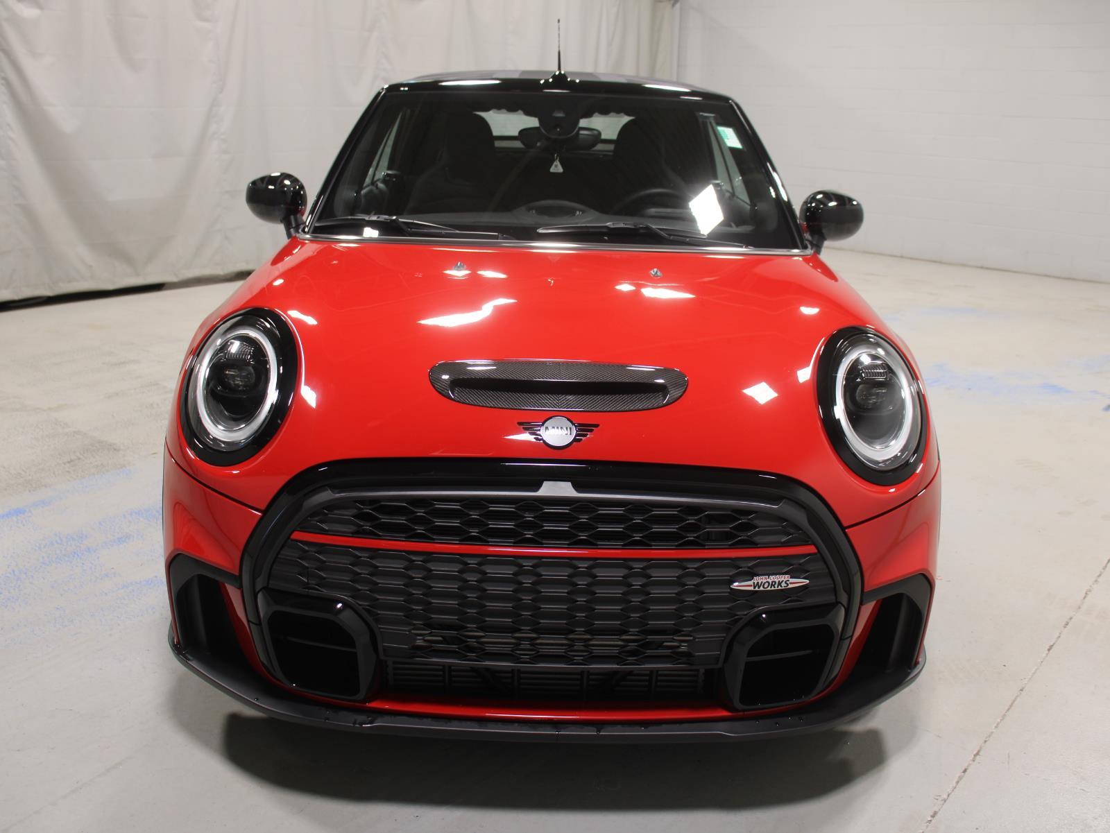 2024 Mini Cooper Convertible John Cooper Works photo 4