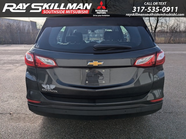 2020 Chevrolet Equinox LS photo 3