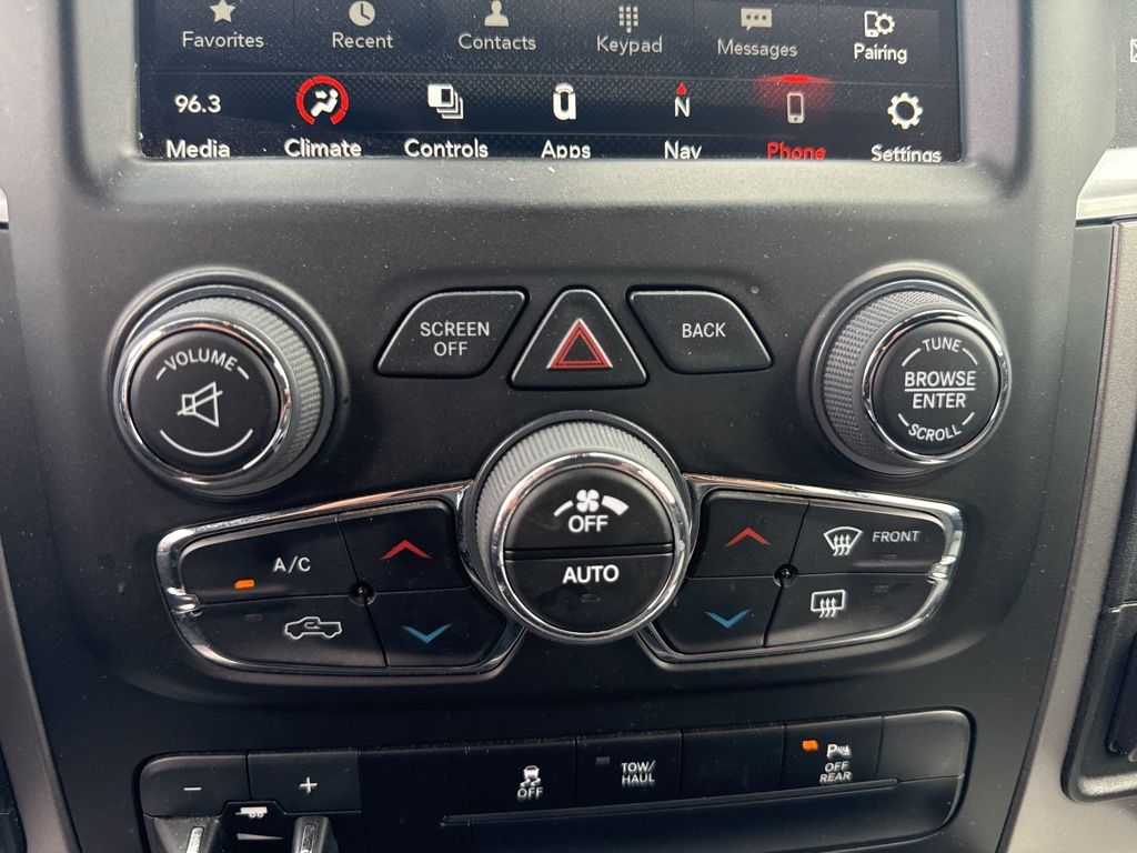 2023 Ram 1500 Classic Warlock photo 14