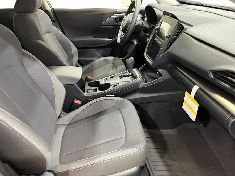 2025 Subaru Impreza Base photo 17