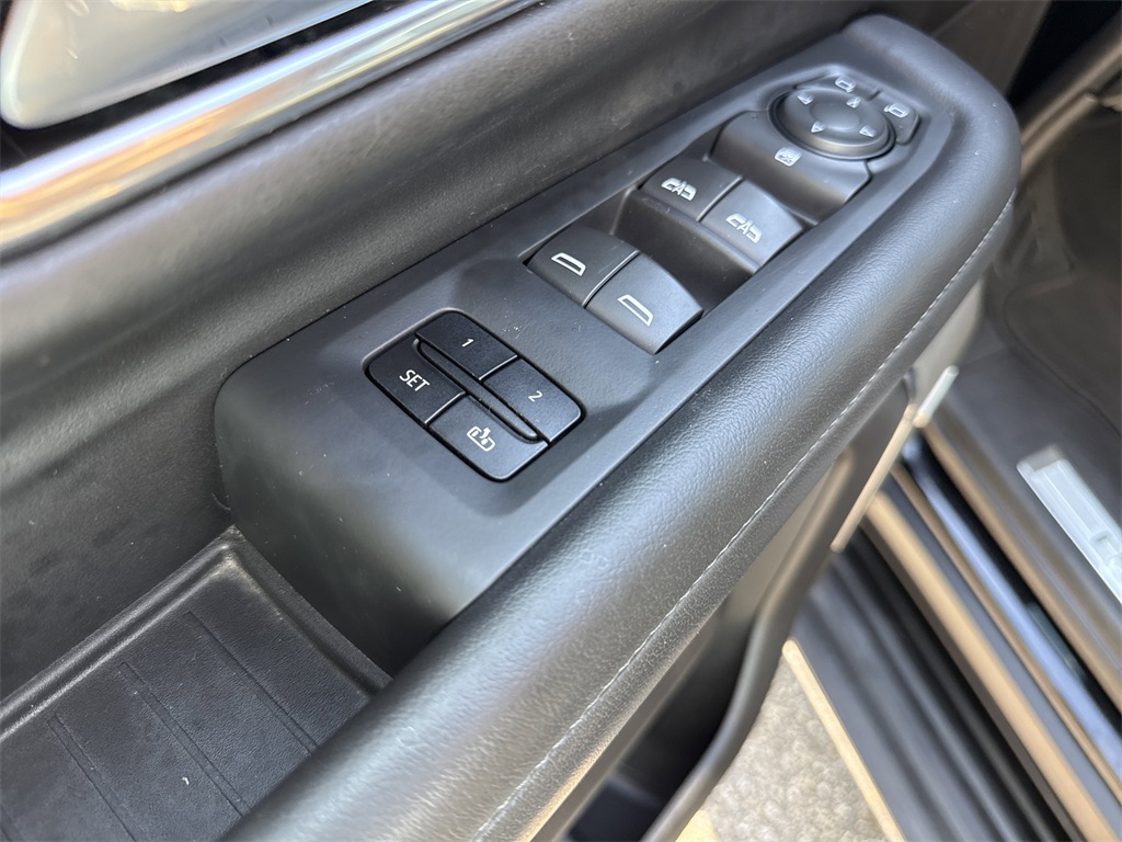 2023 Chevrolet Tahoe LT photo 11