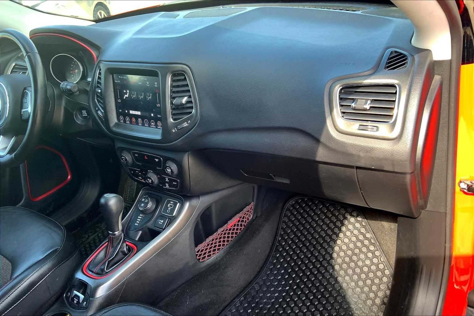 2019 Jeep Compass Trailhawk photo 13