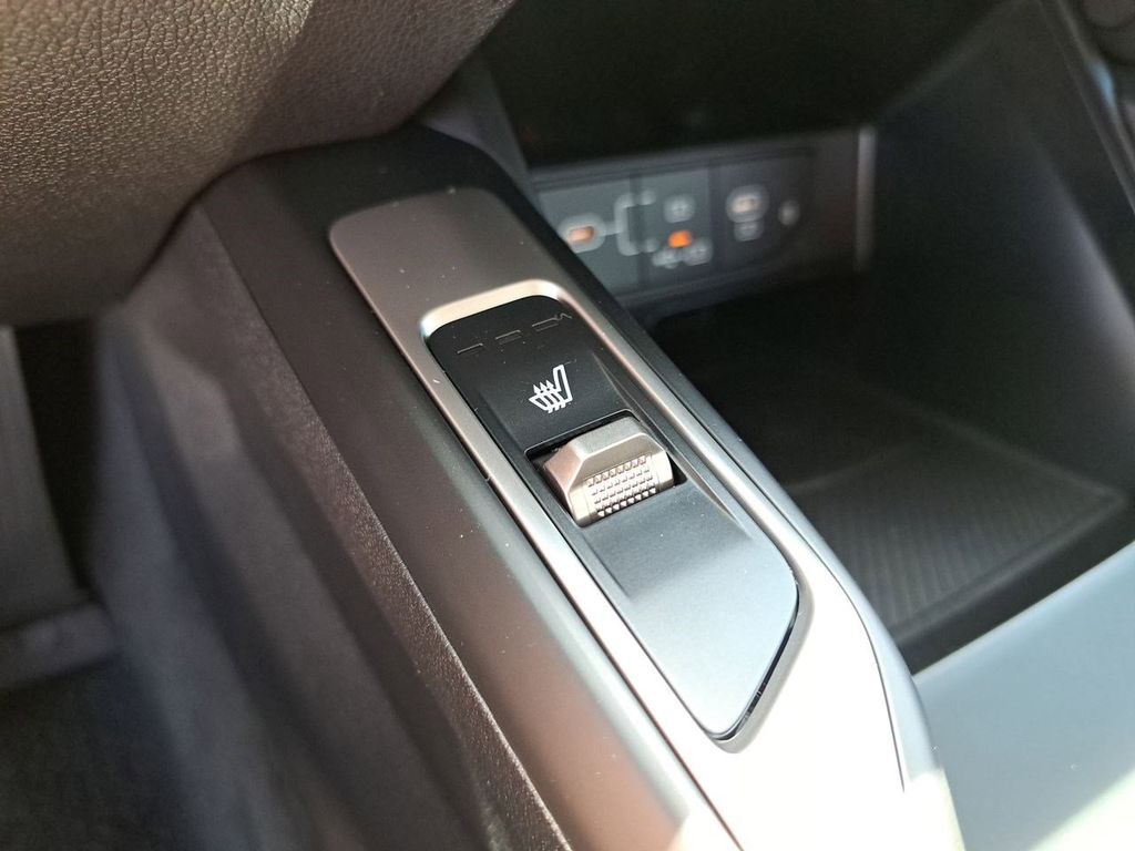 2025 Kia Sorento EX photo 21