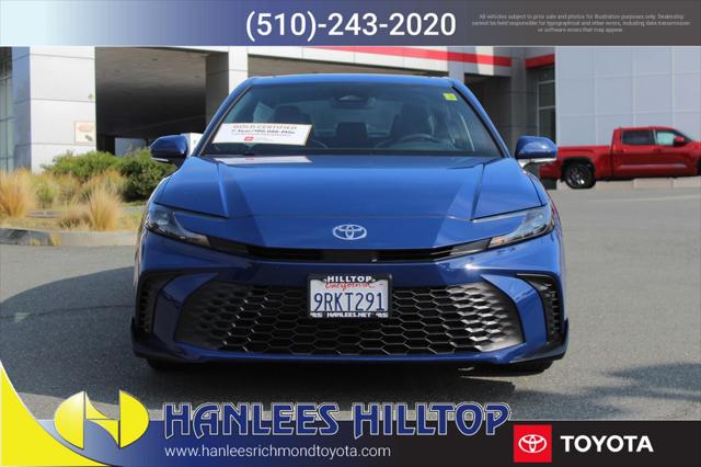 2025 Toyota Camry SE photo 2