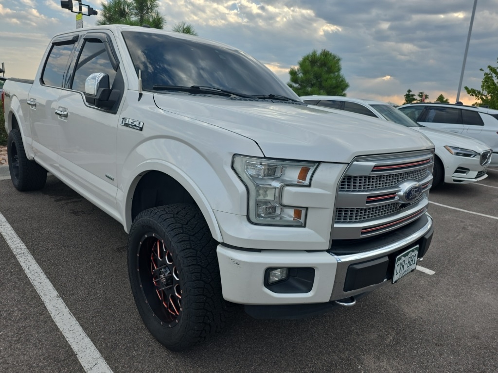 2016 Ford F-150 Platinum photo 2