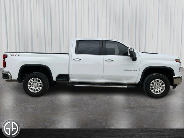 2024 Chevrolet Silverado 2500HD LTZ photo 4