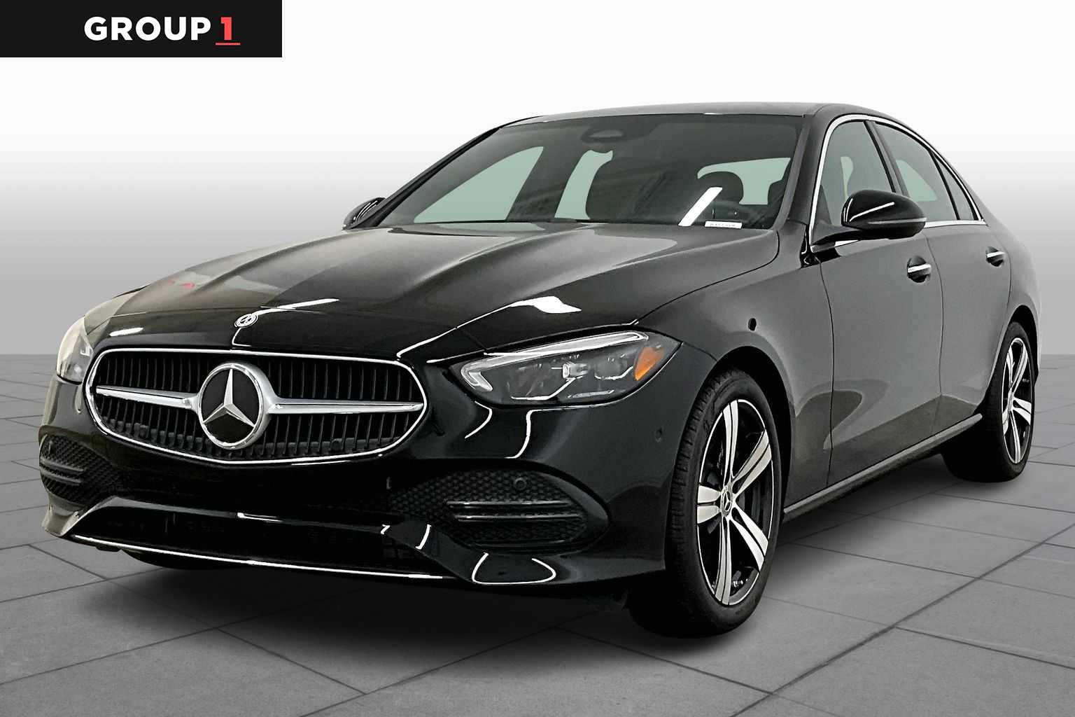 2025 Mercedes-Benz C-Class Sedan C 300's photo