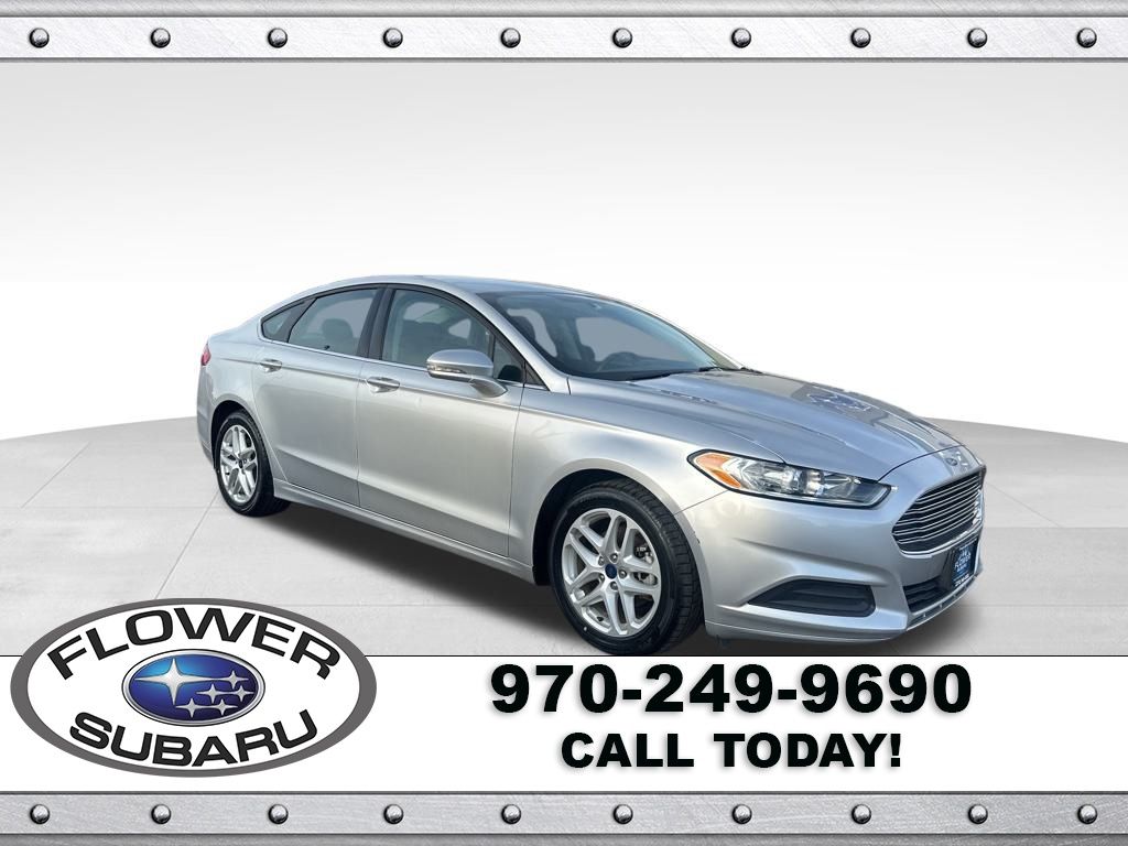 2016 Ford Fusion SE's photo
