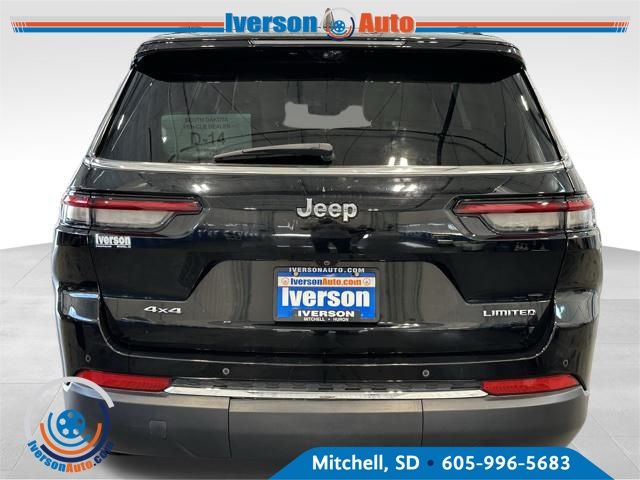 2023 Jeep Grand Cherokee Limited photo 3