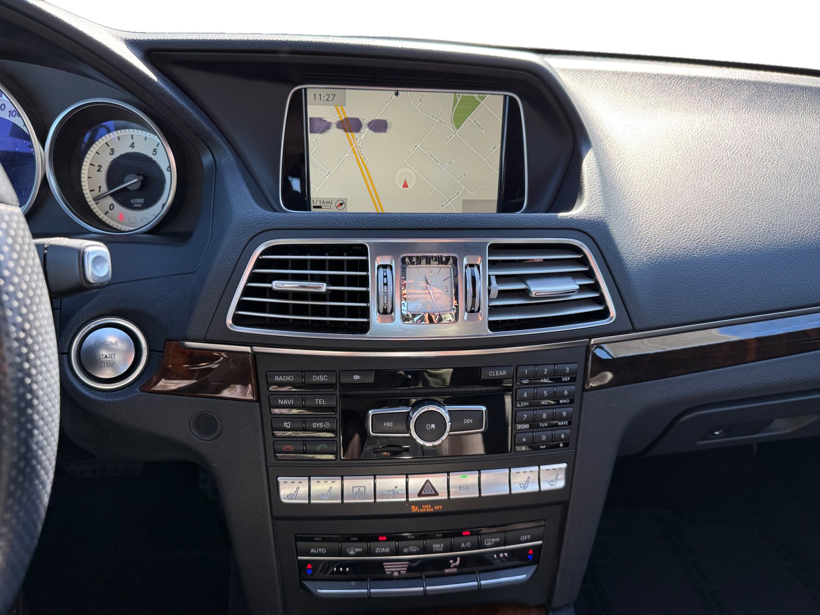 2014 Mercedes Benz E 350 photo 12