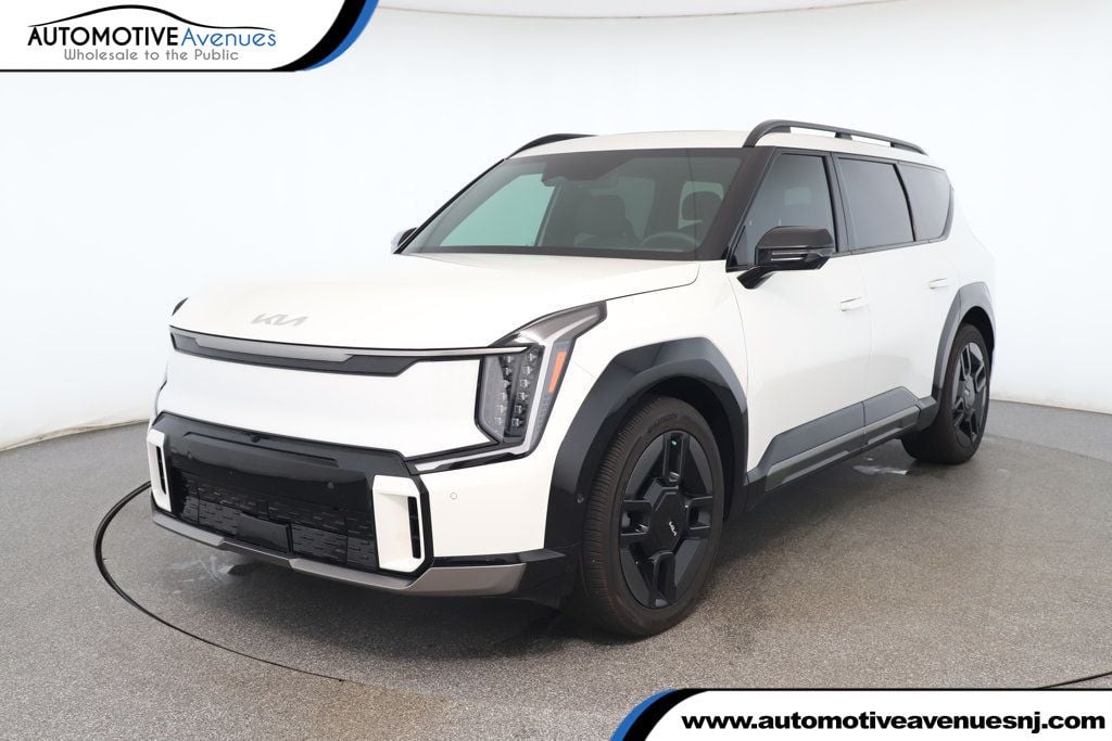 2024 Kia Ev9 GT-Line's photo