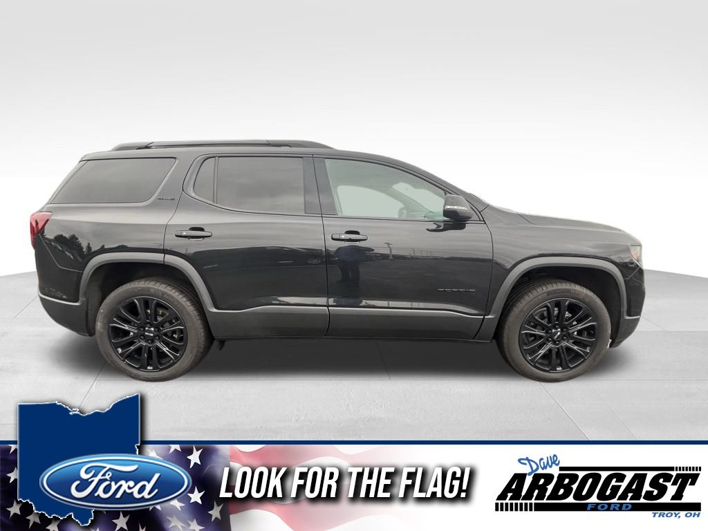 2023 GMC Acadia SLE's photo