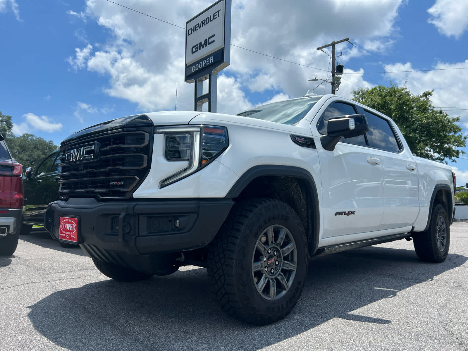 2024 GMC Sierra 1500 AT4X's photo